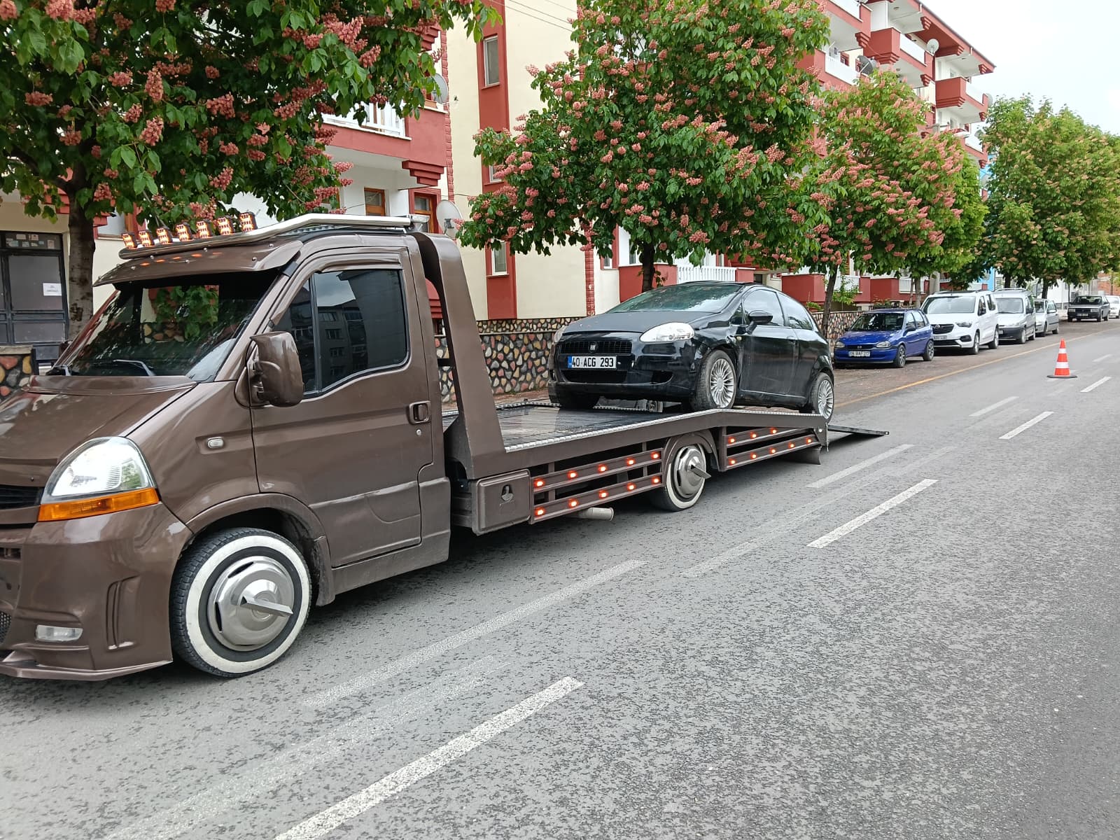 Mercedes çekici taşıma